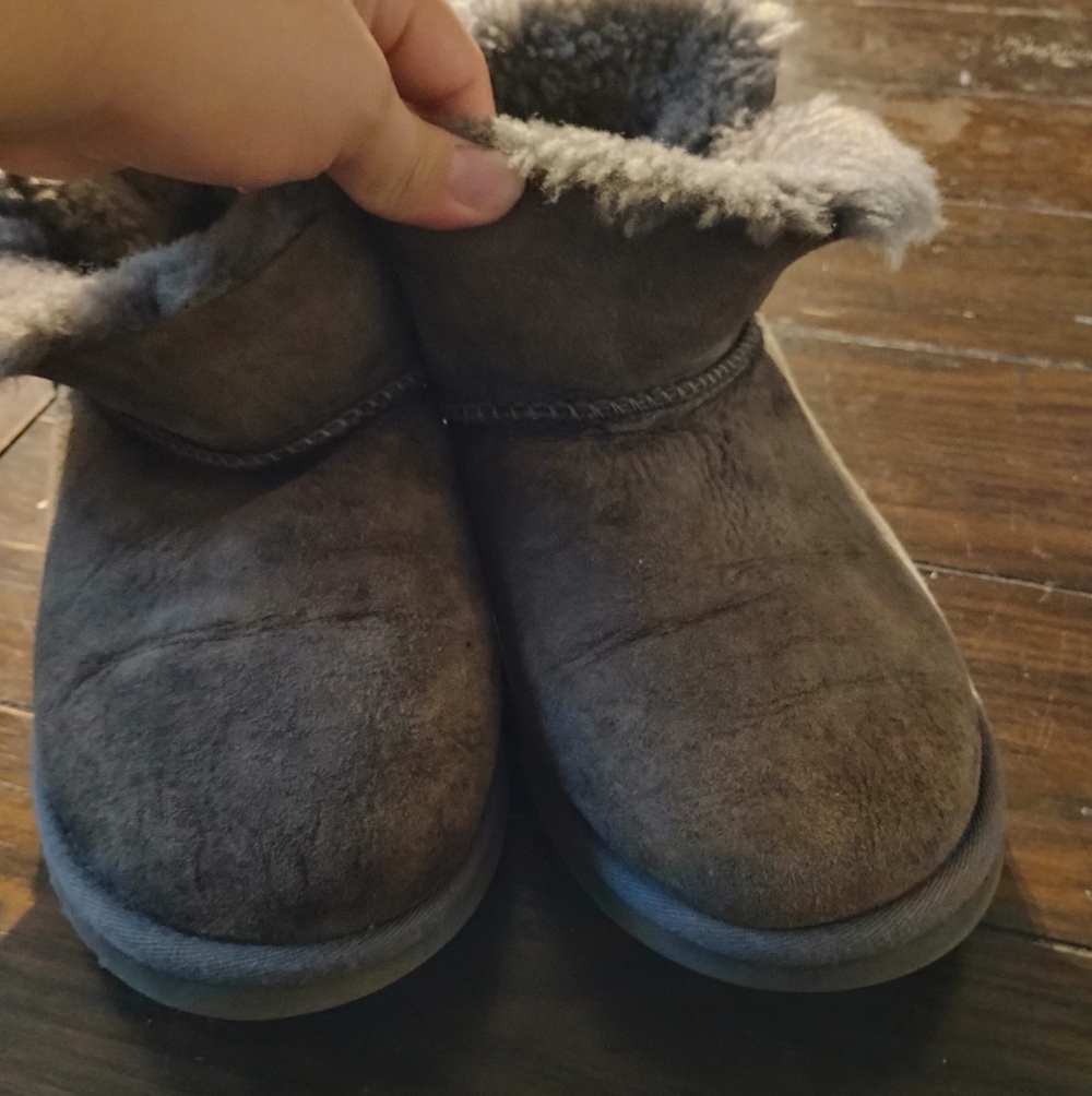 UGG Gray Faux-Shearling Lined Boot - Picture 3 of 5